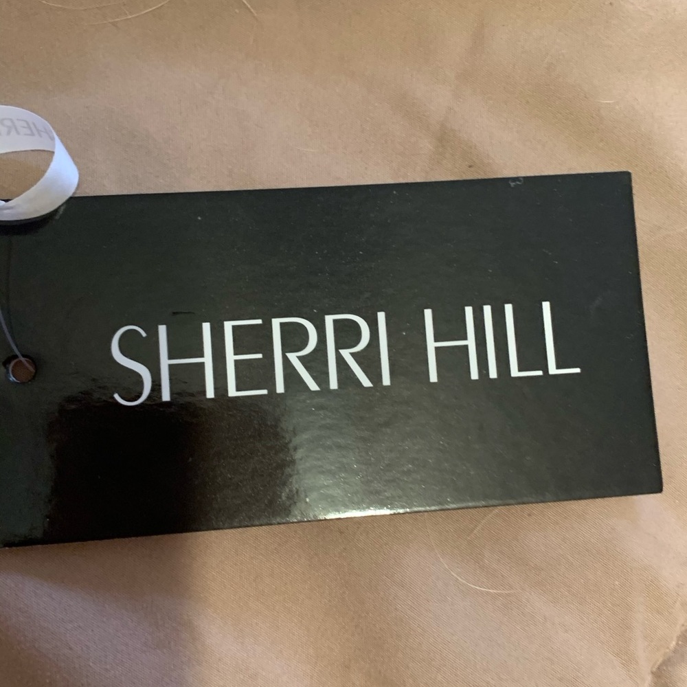 Sherri Hill prom dress - Picture 6 of 12
